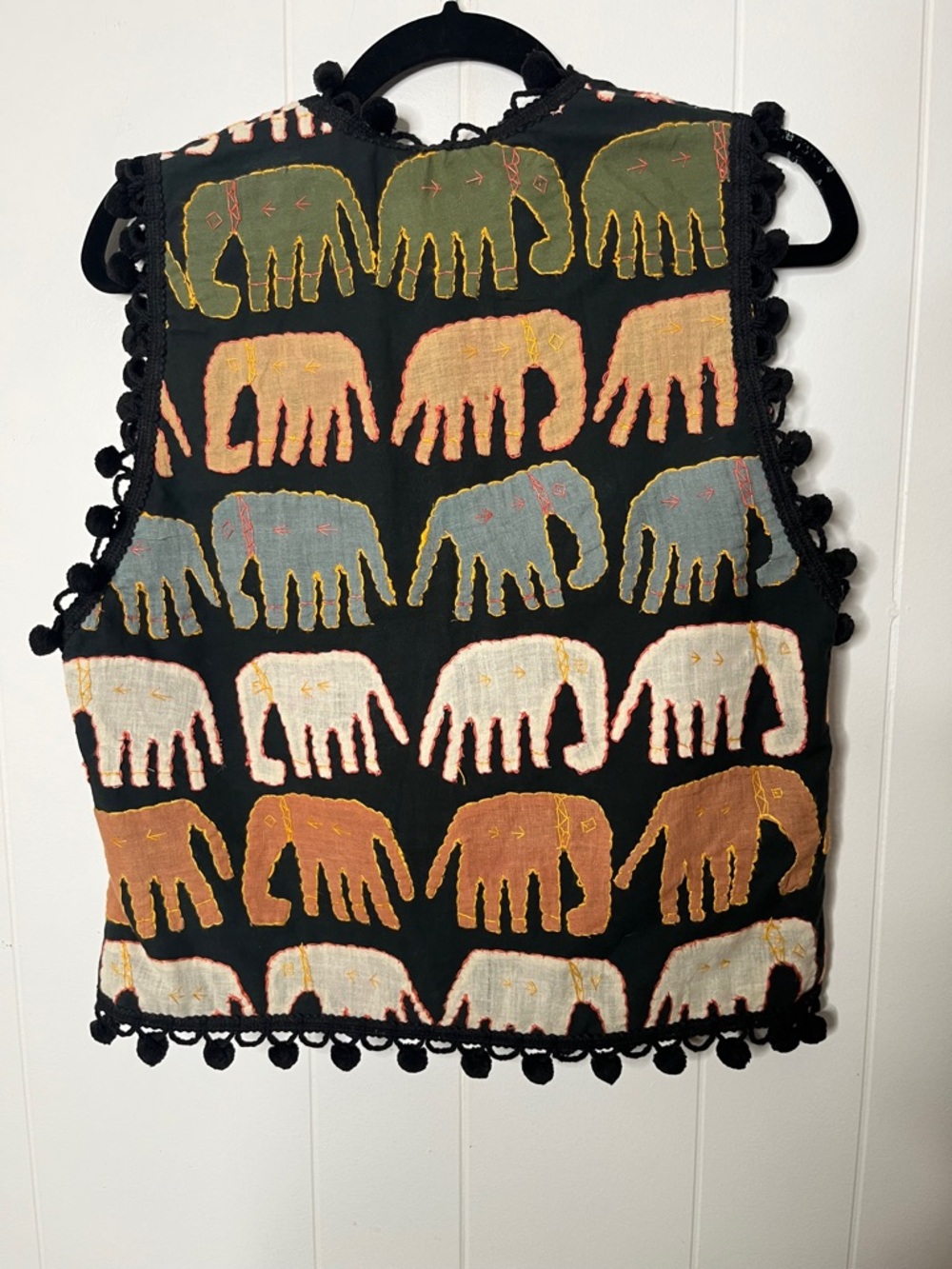 Soho Compagnie Embroidered Applique Elephant Pom-Pom Vest - Multicolor on Black - Picture 2 of 4